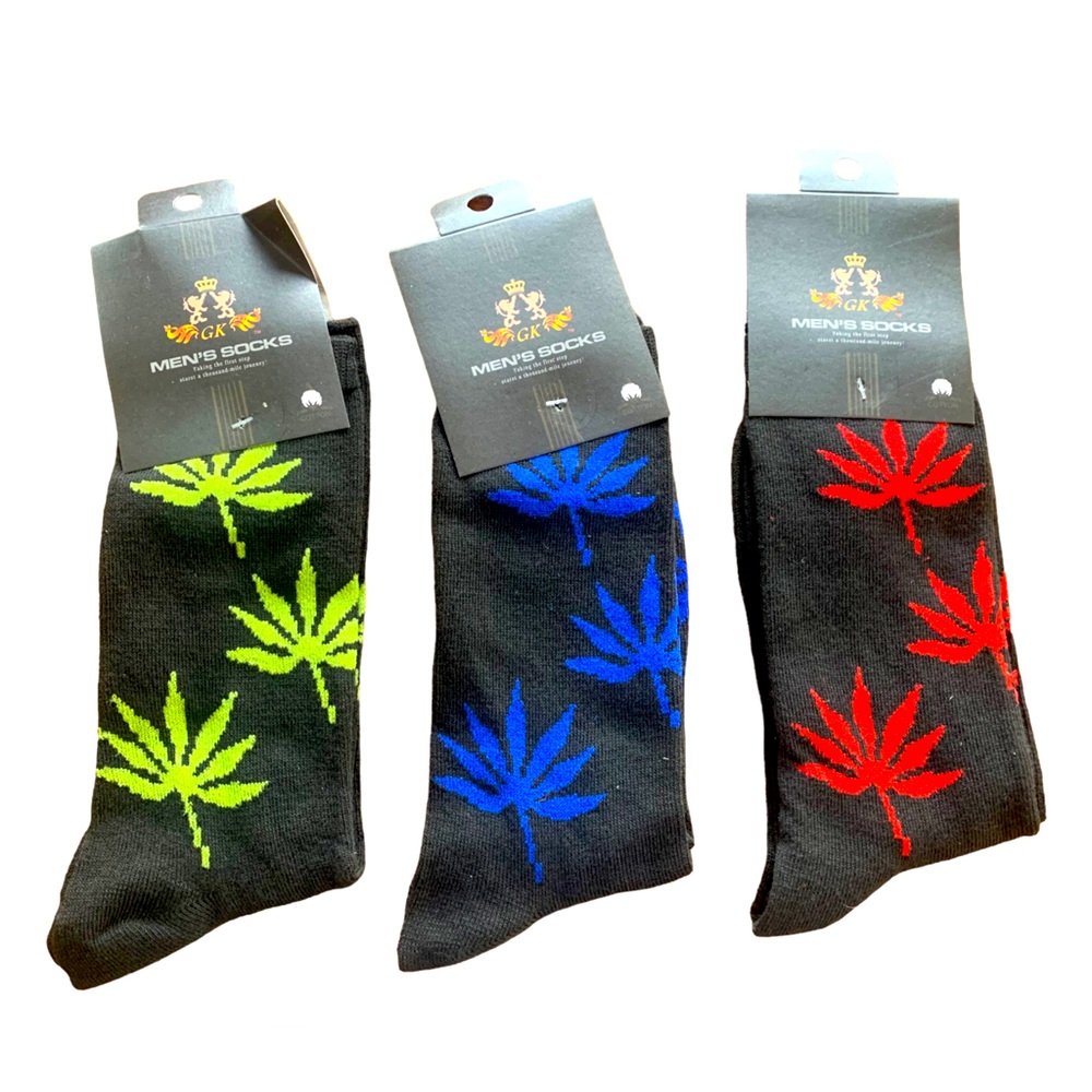Men’s dress socks.  Weed print.  3 pack.  NWT
